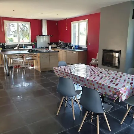 La Passerelle Homestay *