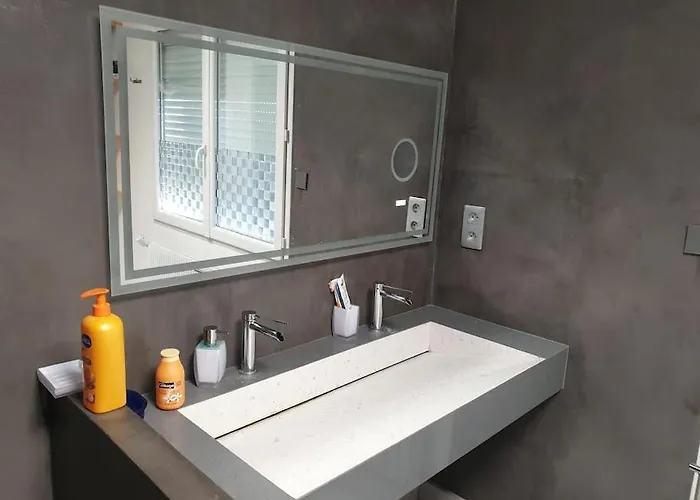 La Passerelle בית אירוח *